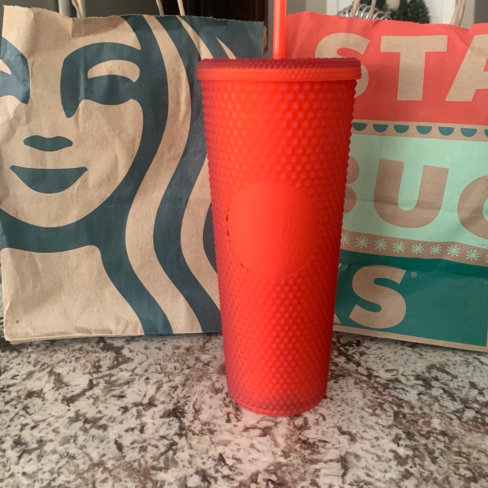Venti Starbucks cup